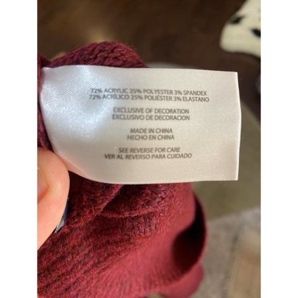 Gap Maroon Red Crewneck Sweater size Small Christmas Sweater NWT - Picture 11 of 11